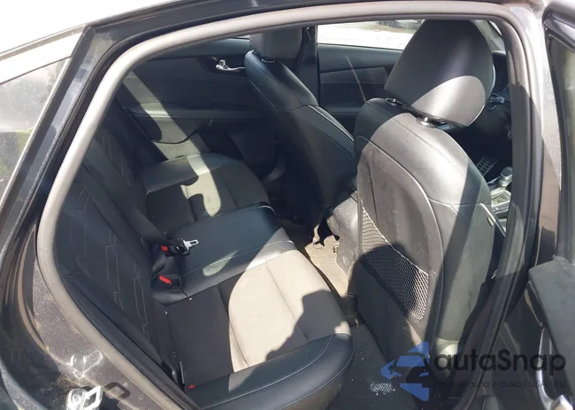 3KPF54AD1RE801027: 43382242