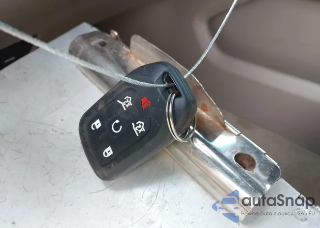 1GNSCJKC7GR426018: 43381352