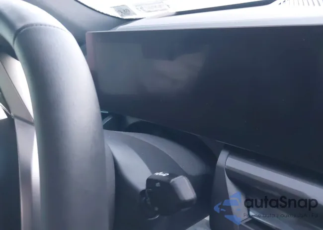 WBY13HG06SCT23369: 43381433