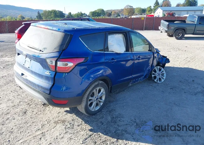 1FMCU9G92HUE32423: 43381605