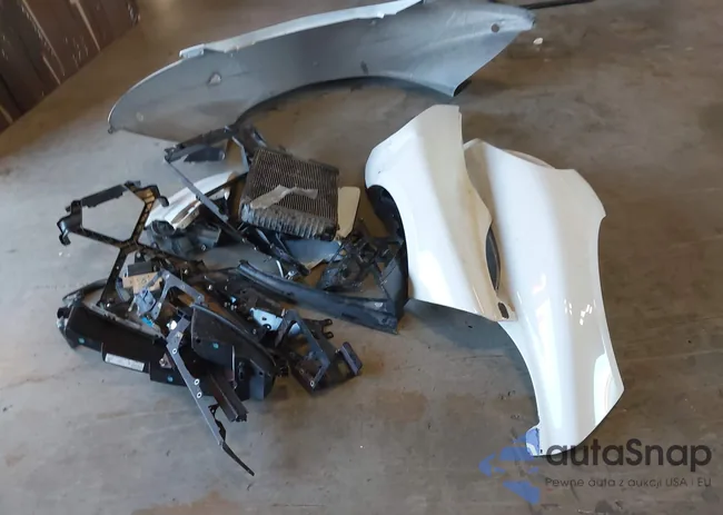 SBM13GAA7HW001481: 43382736