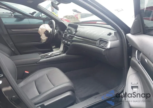 1HGCV2F39NA014493: 43382803