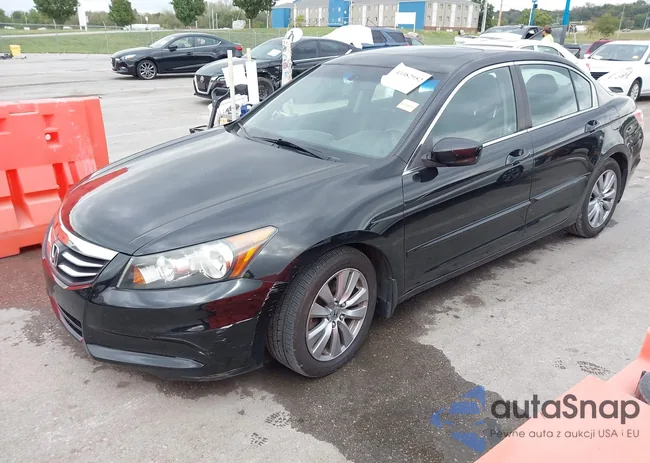 1HGCP2F82CA091340: 43382952