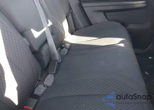 2GNFLEEK3F6233645: 43382973