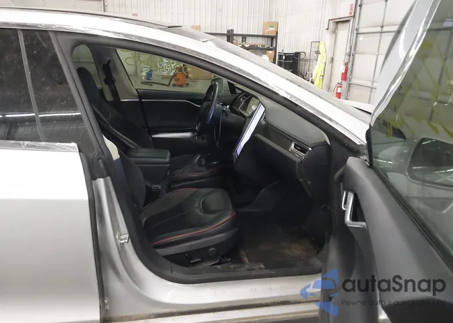 5YJSA1H16EFP35678: 43383025