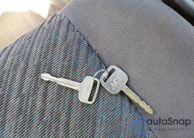 JT3GP10V6X7047681: 43383073