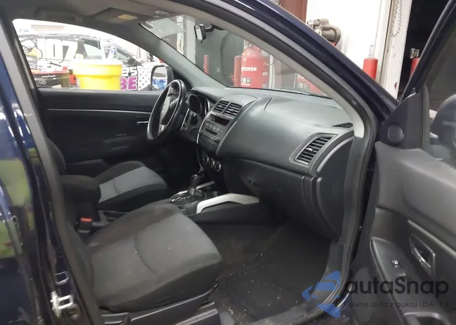 JA4AP4AU8BZ021809: 43383076