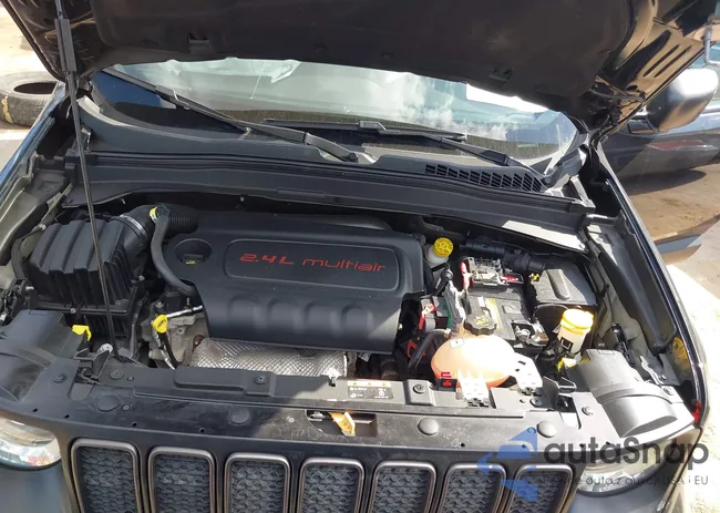 ZACNJDBB8MPM77569: 43383112