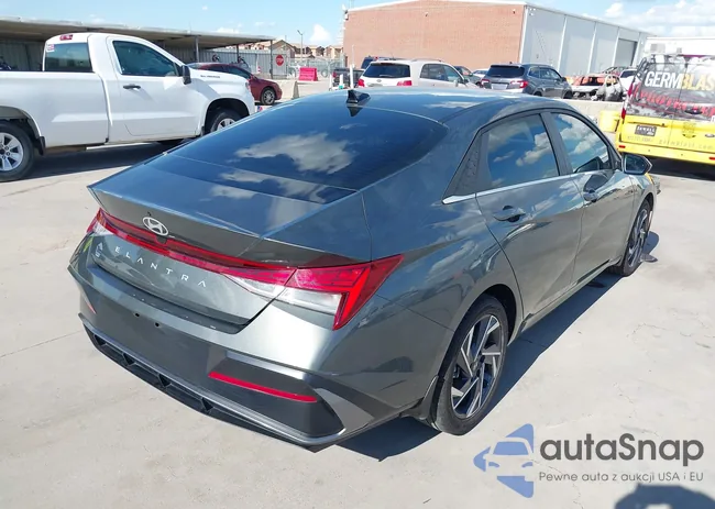 KMHLS4DG4SU912319: 43383135