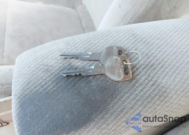 1HGCD5535SA152565: 43383233