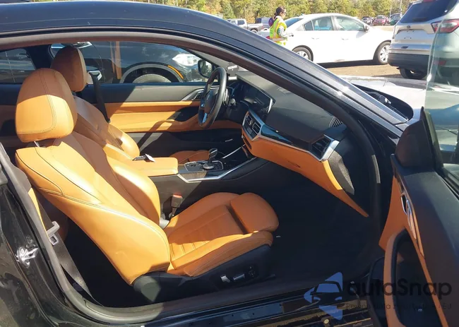 WBA73AP00MCG23415: 43382279