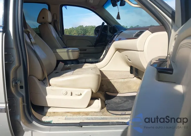 1GYEC63827R385546: 43382327