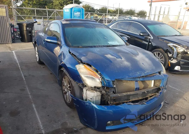 1N4BL24E68C144556: 43382614