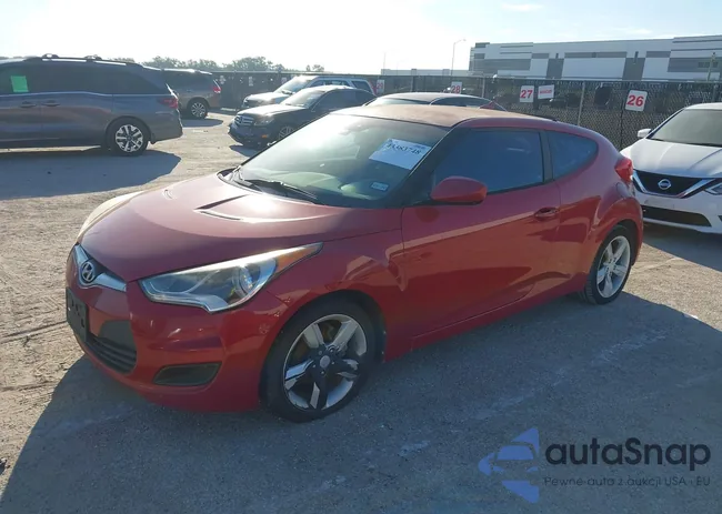 KMHTC6AD0CU074696: 43383748