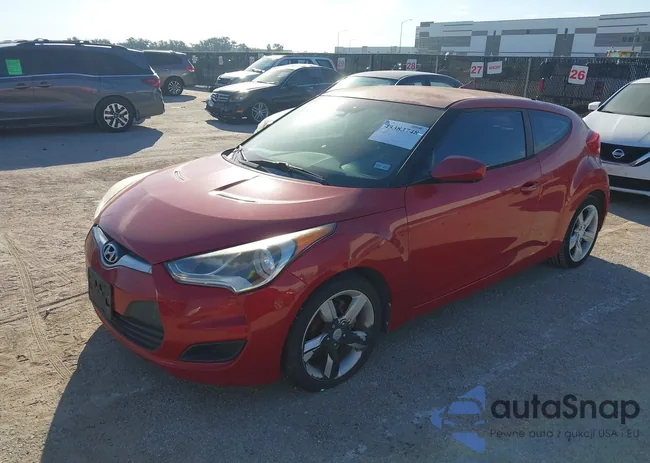 KMHTC6AD0CU074696: 43383748