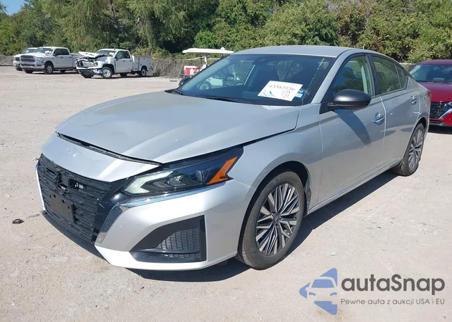 1N4BL4DV2SN370388: 43383956