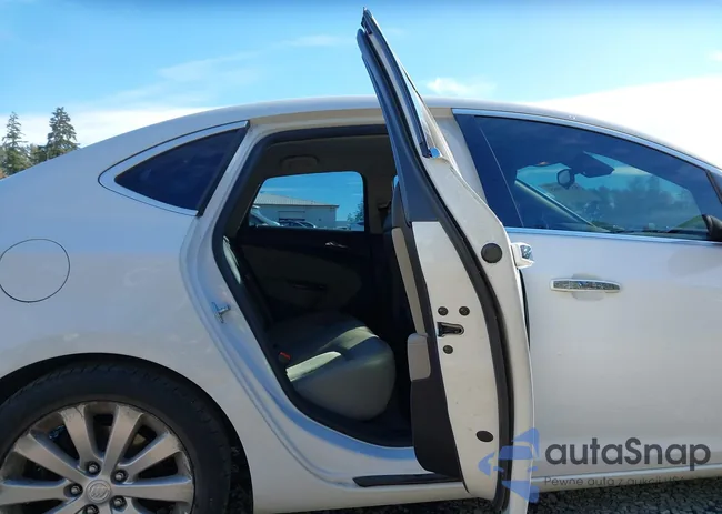 1G4PP5SK1D4241632: 43383985