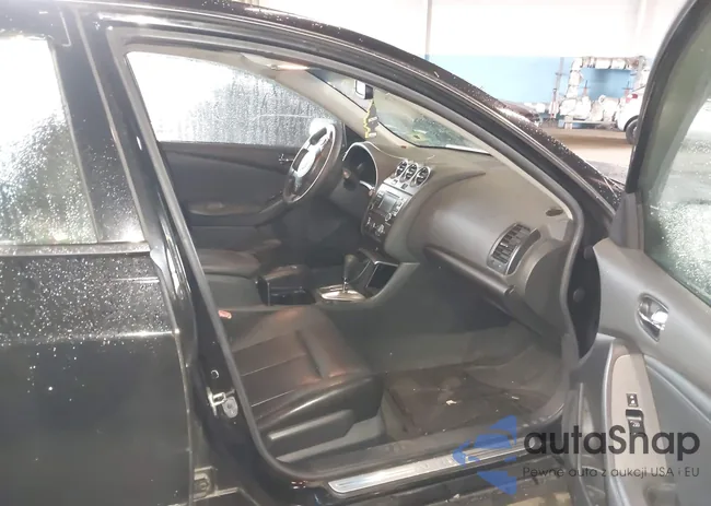 1N4AL2AP0BN469782: 43384018