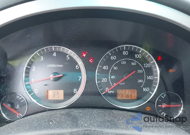 JNRAS08W73X203373: 43384067