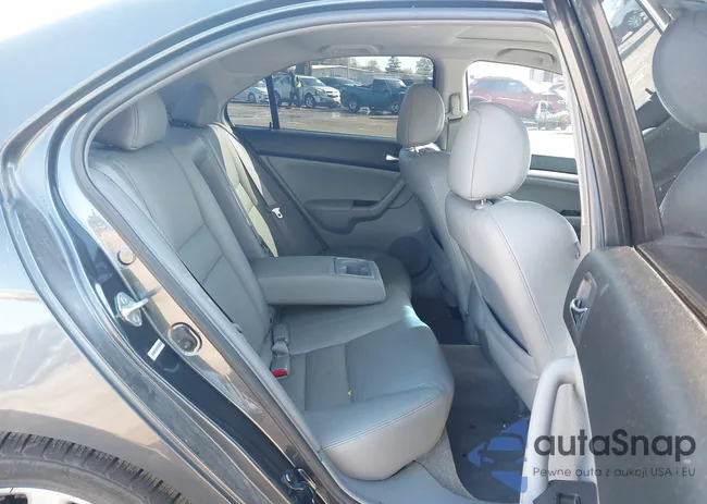 JH4CL96824C018055: 43384208