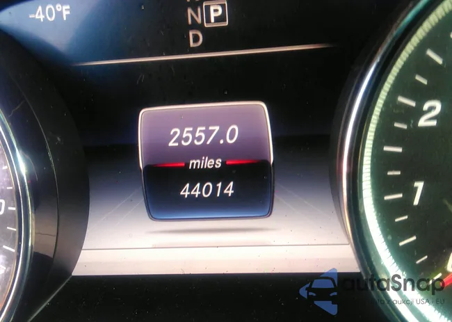 WDDZF4JB8HA186735: 43384701