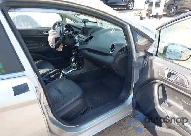 3FADP4FJ1EM113793: 43384703