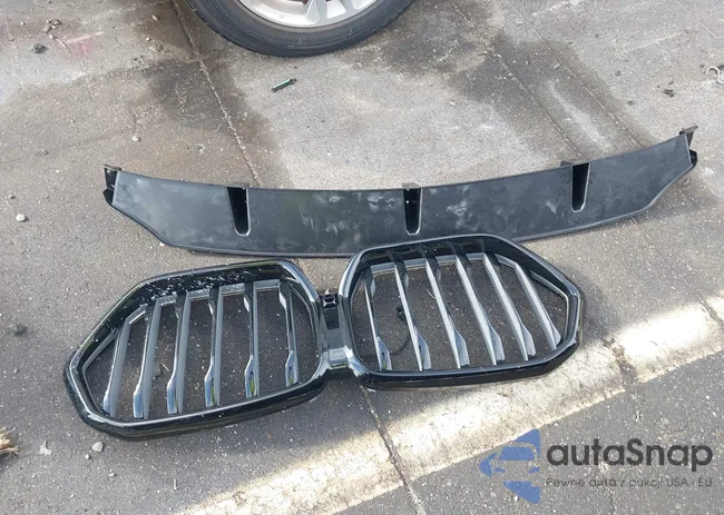 5UXCY6C03P9P59024: 43384735