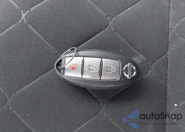 3N1CP5CU7KL495567: 43384755