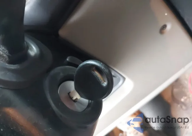 1J4FA44S15P301007: 43384865