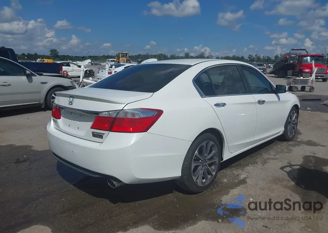 1HGCR2F51FA212010: 43384946