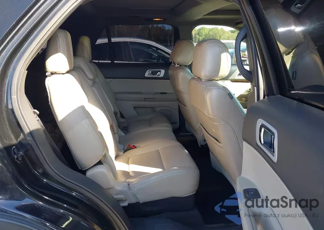 1FMHK7F82BGA55638: 43384321