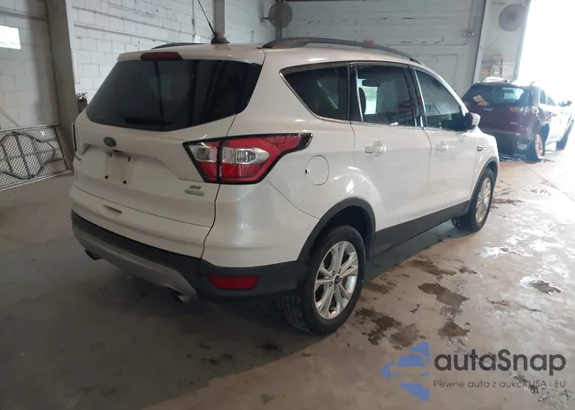 1FMCU0GD8JUD43378: 43384350