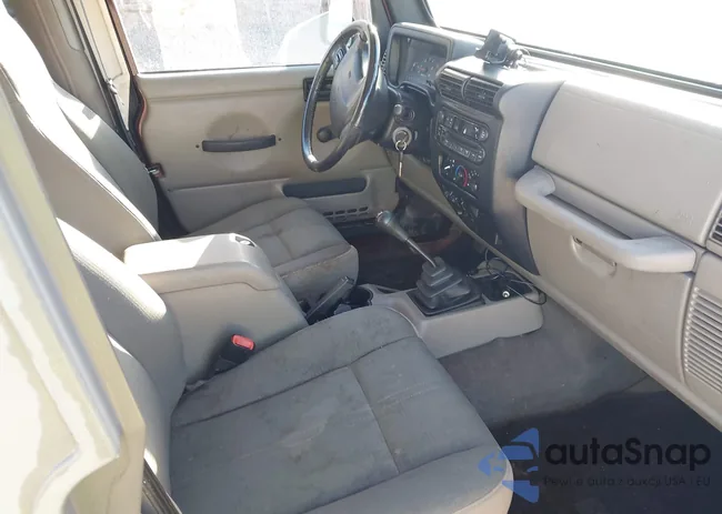 1J4FA59S34P715189: 43384444