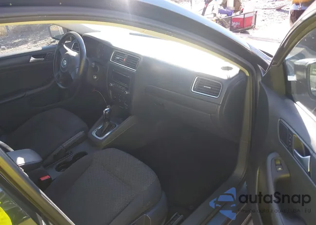 3VW2K7AJ2EM237612: 43385654