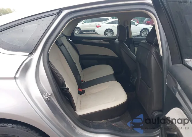 3FA6P0HD4LR181059: 43385751