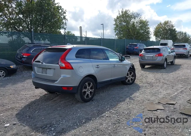 YV4902DZ5B2224901: 43385769