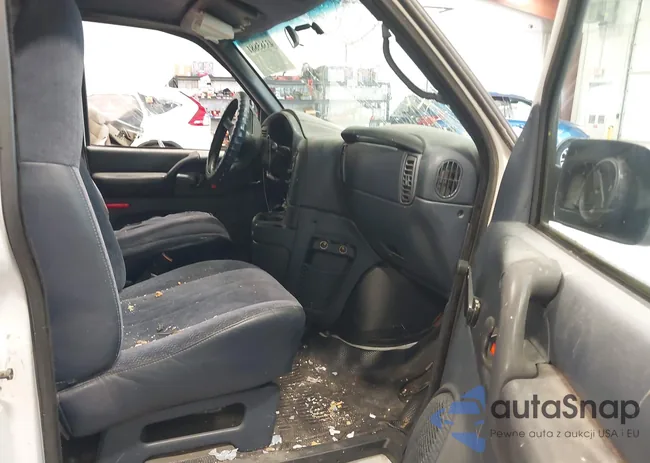 1GCDM19WXTB113787: 43385881