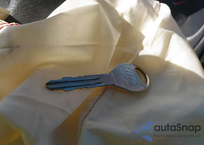 3N1CB51D16L627262: 43385918