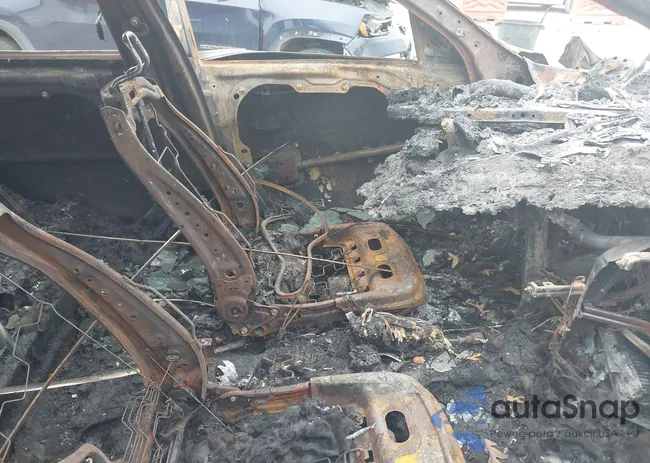 5XXGT4L37LG426774: 43386073