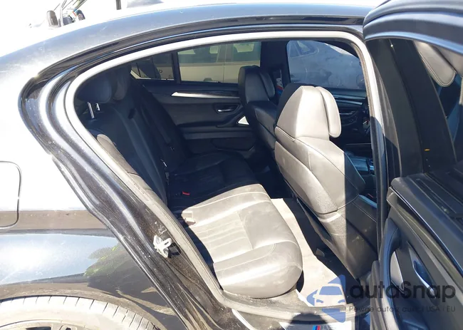 WBSFV9C58ED097478: 43386135