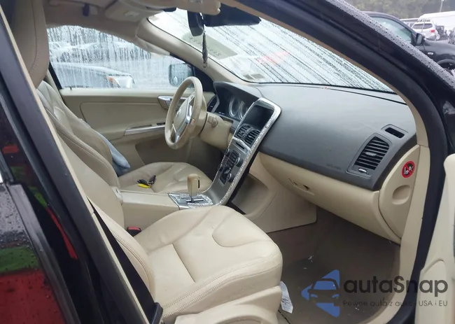 YV4940DZ0C2292159: 43385332