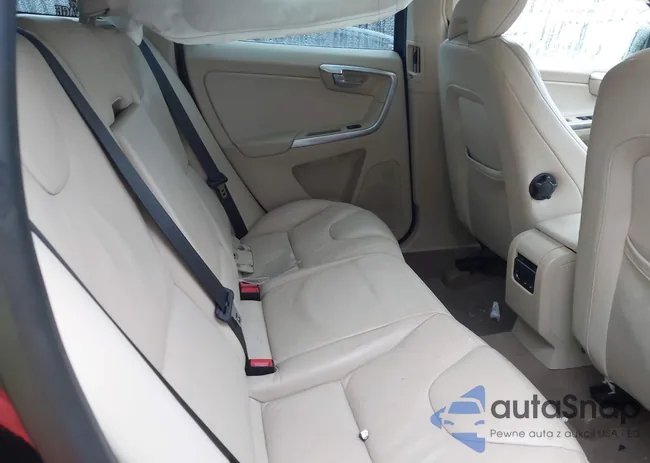 YV4940DZ0C2292159: 43385332