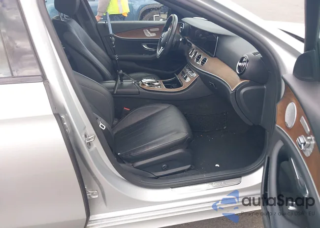 WDDZF4KB4KA662808: 43385350