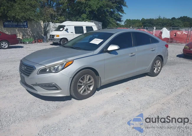 5NPE24AF3FH224501: 43385377