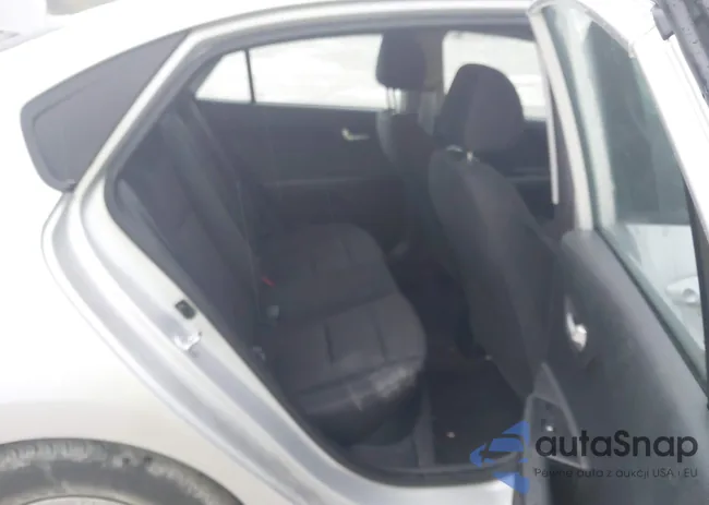 3KPA24AD6PE590410: 43385503