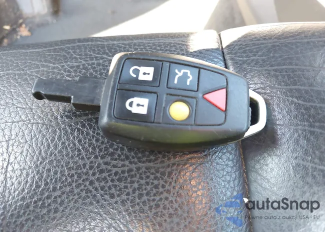 YV1MS390X52118143: 43386651