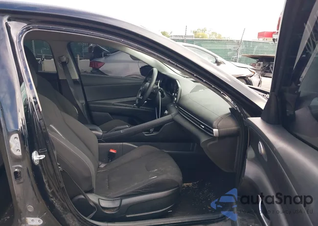 KMHLM4AG9MU114142: 43386746