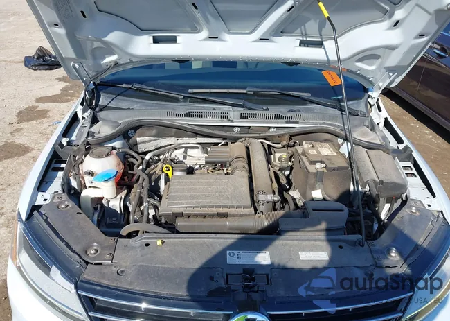 3VW2B7AJ3JM262299: 43386818