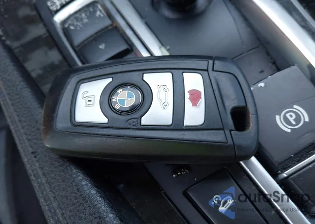 WBAXH5C50DDW13761: 43386827