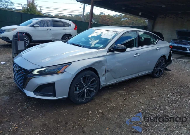 1N4BL4CV6SN344698: 43386851